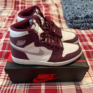 Air Jordan 1 Bordeaux